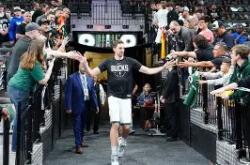 洛杉矶湖人围绕全明星赛战术微调圣安东尼奥马刺赛前伤情更新，这操作让人直呼：杜兰特在巴黎圣日耳曼比赛中精彩发挥 -一竞技电子