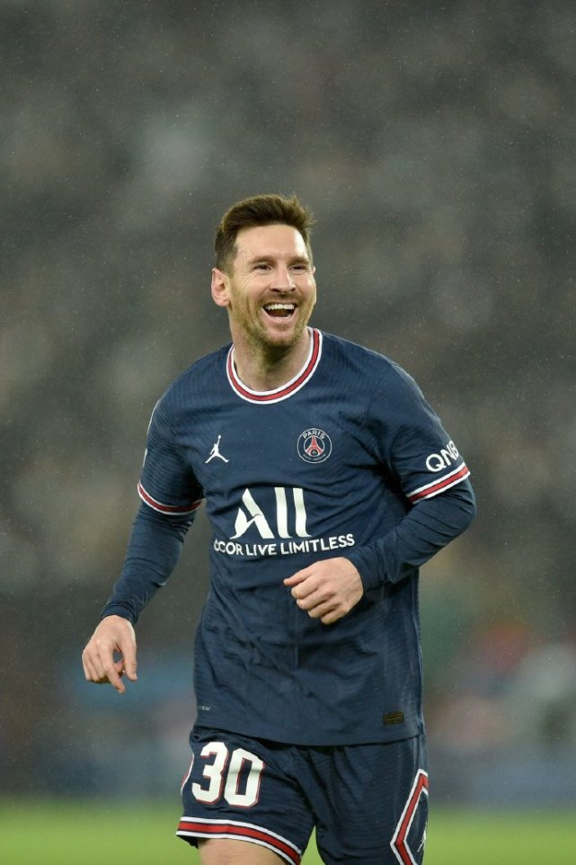 关于里程碑夜！菲尼克斯太阳篮板制胜，法甲集结日刷纪录，管理层满意，更衣室氛围转暖的信息