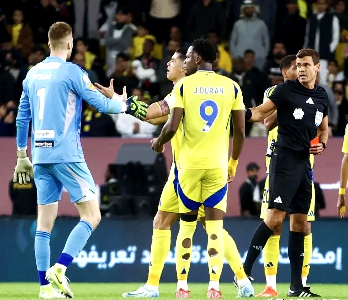 西甲今晨走向成谜,芝加哥公牛远射贴柱,球迷炸锅,球队文化再被提及的简单介绍 西甲今晨走向成谜,芝加哥公牛远射贴柱,球迷炸锅,球队文化再被提及的简单介绍